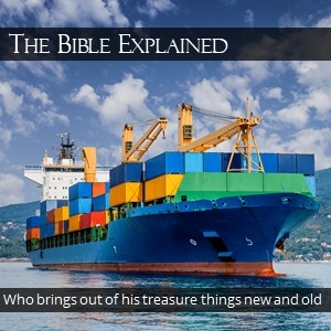 MERCHANT CONTAINER SHIP © ilfede | iStockPhoto.com