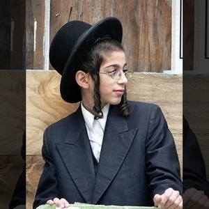 PEYOS © Reb Gutman Locks | Mpaths.com