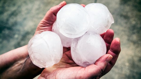 VERY BIG ICE HAILSTONES © Gregory_DUBUS | iStockPhoto.com