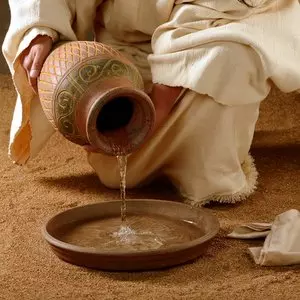 JESUS WITH A JUG OF WATER © Carlosphotos | Dreamstime.com JESUS WITH A JUG OF WATER © Carlosphotos | Dreamstime.com