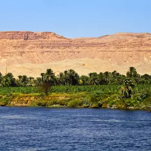 VAYIGASH::NILE RIVER BANK, NEAR LUXOR, EGYPT © Airphoto | Dreamstime.com VAYIGASH::NILE RIVER BANK, NEAR LUXOR, EGYPT © Airphoto | Dreamstime.com