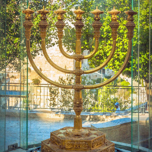 BEHA'ALOTKHA::THE GOLDEN MENORAH © Edmund Gall | Wikimedia.org BEHA'ALOTKHA::THE GOLDEN MENORAH © Edmund Gall | Wikimedia.org